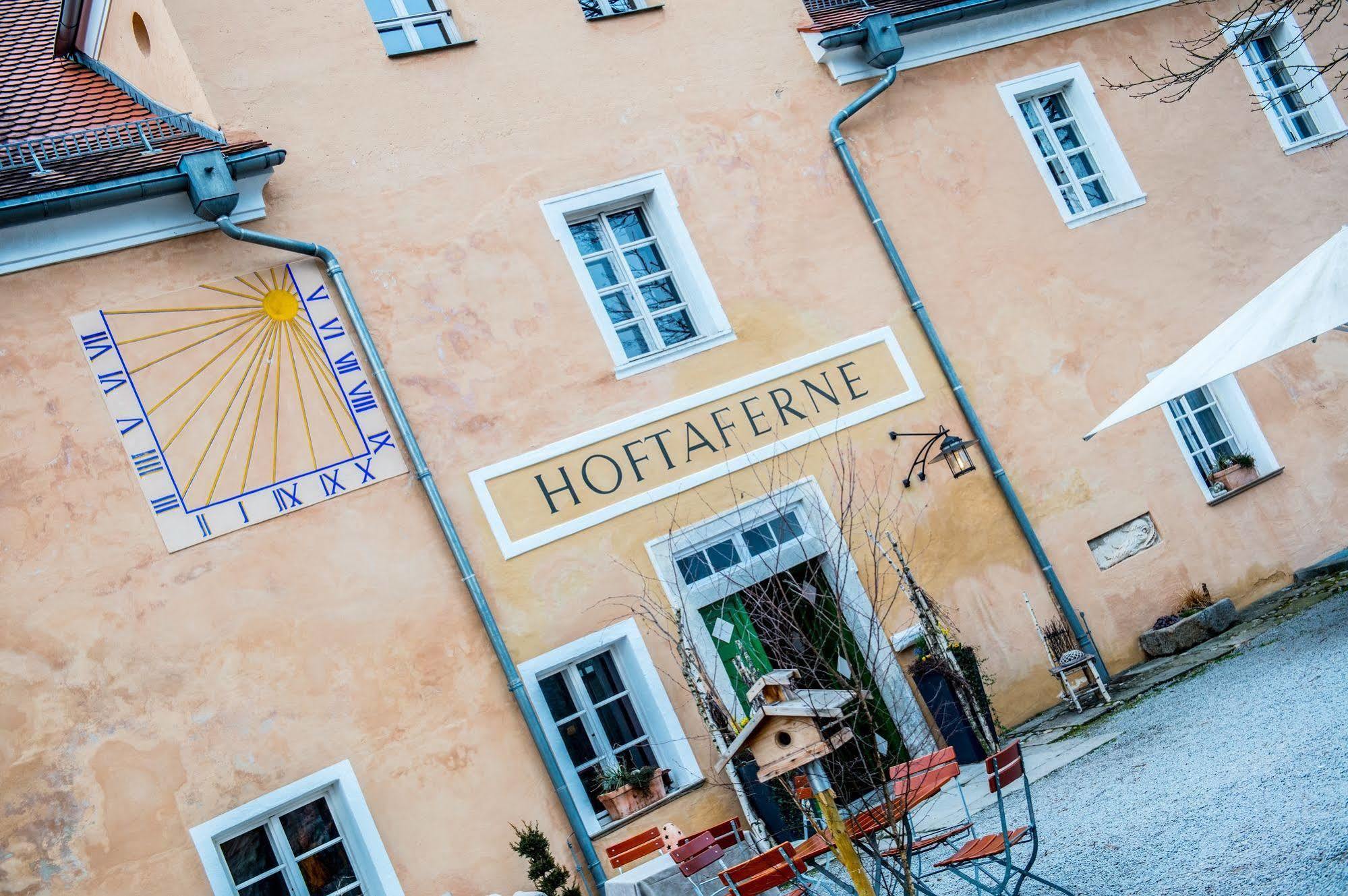 Hotel Schloss Neuburg - Hoftaferne Neuburg am Inn Ngoại thất bức ảnh